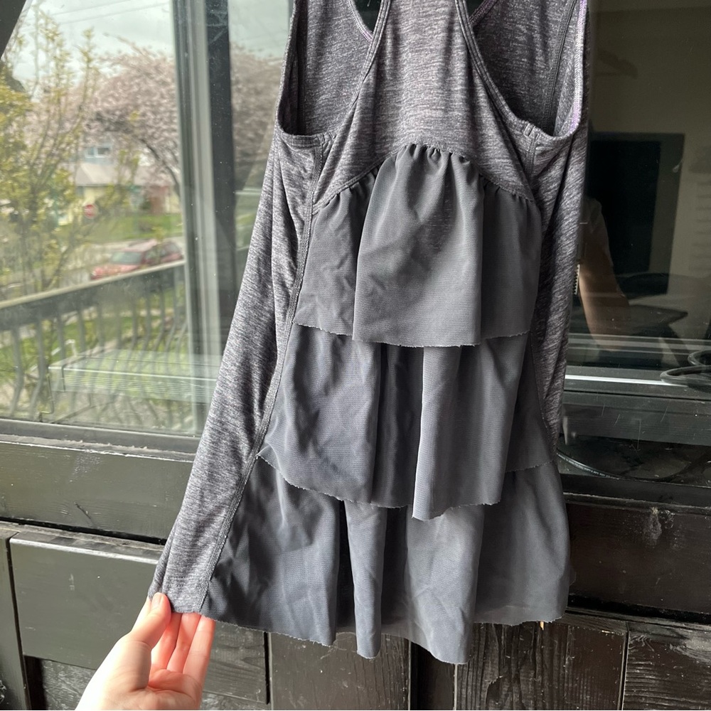 Lululemon Gray Marle Mesh Triple Ruffle Mesh Cool Racerback Tank! - Picture 5 of 5